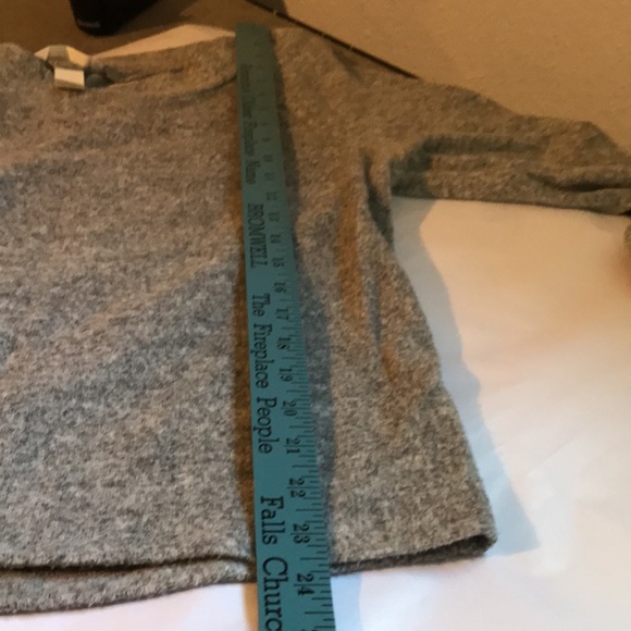 H&M gray sweater size Medium - Picture 10 of 14